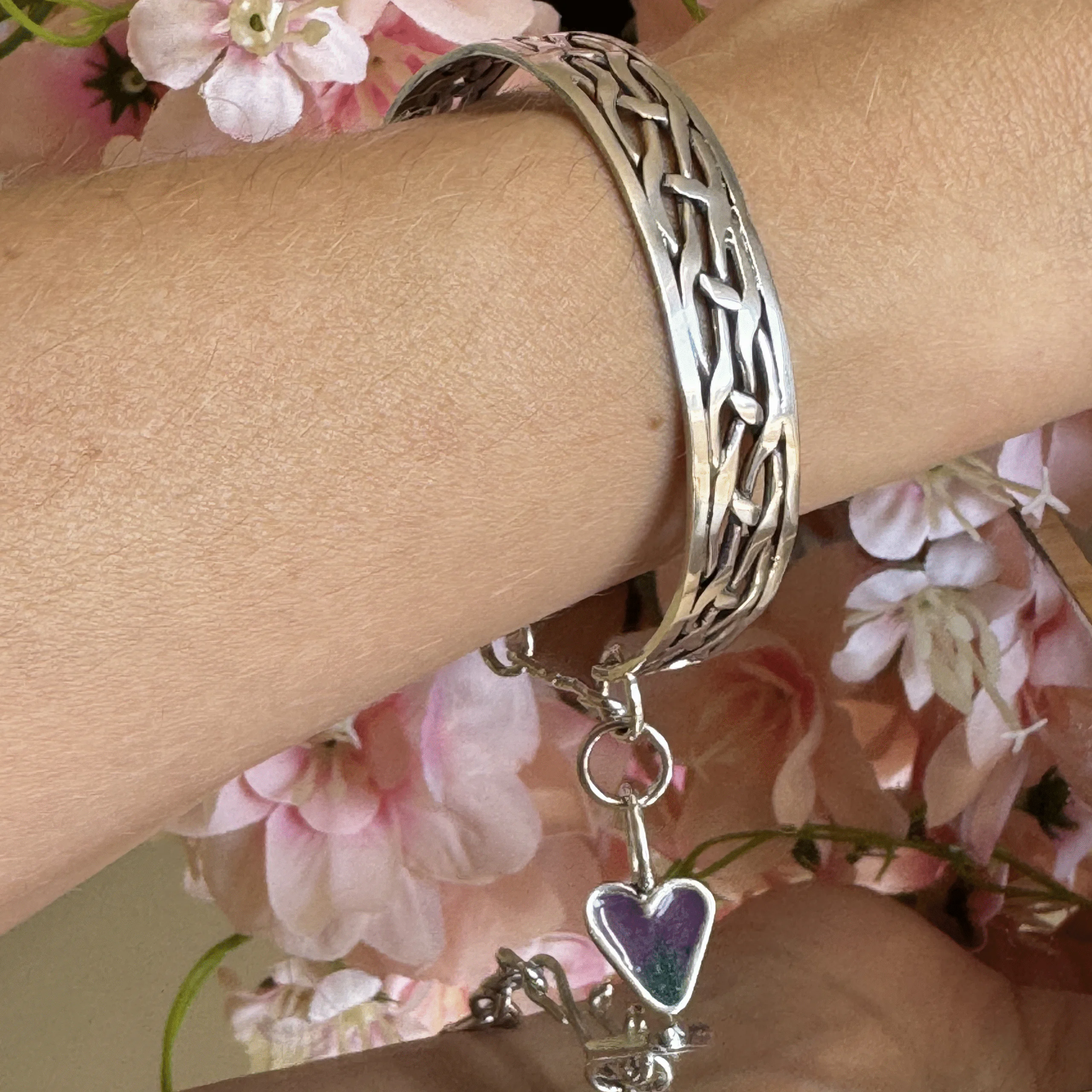 Bracelete Coração Trançado - Imagem 4